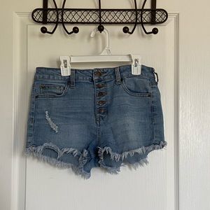Cute jean shorts for summer